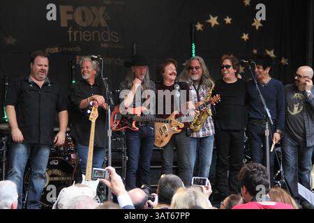 28. Juni 2013 – New York, New York, USA – DOBBIE BROTHERS.Performing on 'Live on Fox and Friends' Show 6-28-2013. 2013 (Bild: © John Barrett/Globe Photos/ZUMAPRESS.com) Stockfoto