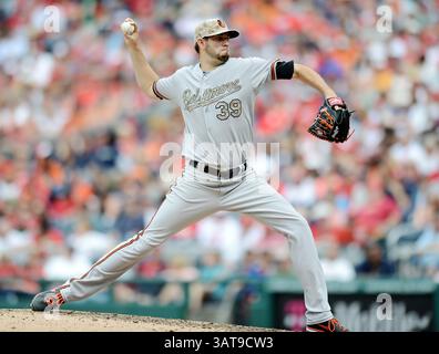 27. Mai 2013 – Washington, DC, USA – Baltimore Orioles Starting Pitcher Jason Hammel (39) arbeitet gegen die Washington Nationals im achten Inning im Nationals Park in Washington, D.C., Montag, 27. Mai 2013. Die Orioles besiegten die Nationals mit 6:2. (Kreditbild: © Chuck Myers/MCT/ZUMAPRESS.com) Stockfoto