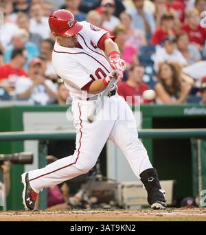 23. Juli 2013 – Washington, DC, USA – der Washington Nationals-Fänger Wilson Ramos (40) trifft 45 während des dritten Inning im Nationals Park in Washington, D. einen Home Run vor Pittsburgh Pirates C, Dienstag, 23. Juli 2013. (Bild: © Harry E. Walker/MCT/ZUMAPRESS.com) Stockfoto