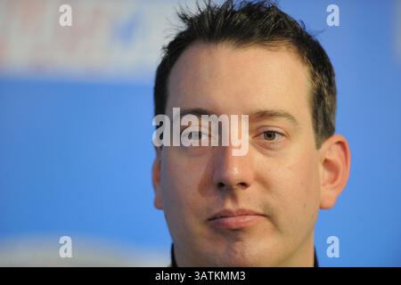 10. Dezember 2011 - USA - Fahrer Kyle Busch während NASCAR Medien vor dem Daytona 500 auf dem Daytona International Speedway am 16. Februar 2012 in Daytona Beach, Florida, Daytona Beach, Fla... ZUMA PRESS/Scott A. Miller (Kredit-Bild: © Scott A. Miller über ZUMA Draht) Stockfoto