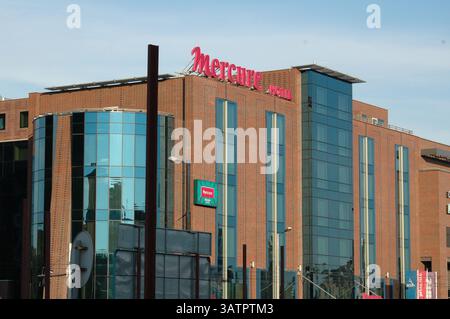 WROCLAW  POLEN Juni 24,2005 Mercure Hotel Bulding . (Foto: Francis Dean/Dean Pictures) Stockfoto