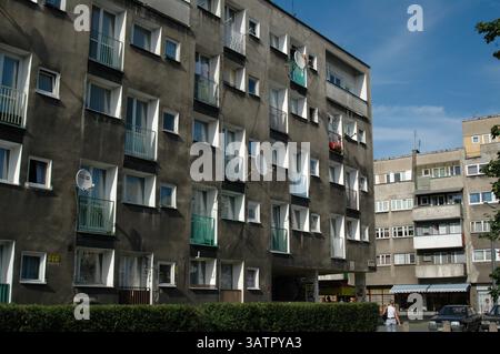 BRESLAU  POLEN 24. Juni 2005. Alte Häuser und Leute, die im Wraclaw Squire laufen... Stockfoto