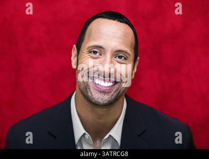 31. Mai 2008 – Los Angeles, Kalifornien, USA – Bild von: - Bild zeigt: Dwayne Johnson, der für „Get Smart“ in Los Angeles, CA. 31. Mai 2008 wirbt. (Bild: © Armando Gallo/ZUMA Studio) Stockfoto