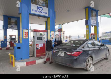 30. Januar 2016 - Sulaymaniyah, Irak - Tankstelle für kurdisches Öl im Nordirak (Foto: © Ton Koene via ZUMA Wire) Stockfoto