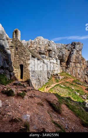St Govan’s Chapel, Pembrokeshire Coast, Südwales Stockfoto