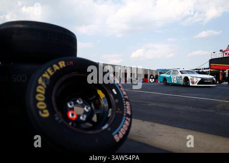 26. Mai 2016 – Concord, NC, USA – Concord, NC – 26. Mai 2016: Denny Hamlin (18) trainiert für den Hisense 300 auf dem Charlotte Motor Speedway in Concord, NC. (Kreditbild: © ASP/CSM via ZUMA Wire) Stockfoto