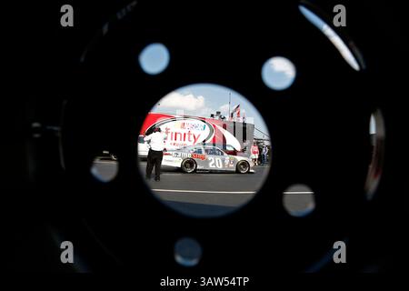26. Mai 2016 – Concord, NC, USA – Concord, NC – 26. Mai 2016: Erik Jones (20) trainiert für den Hisense 300 auf dem Charlotte Motor Speedway in Concord, NC. (Kreditbild: © ASP/CSM via ZUMA Wire) Stockfoto