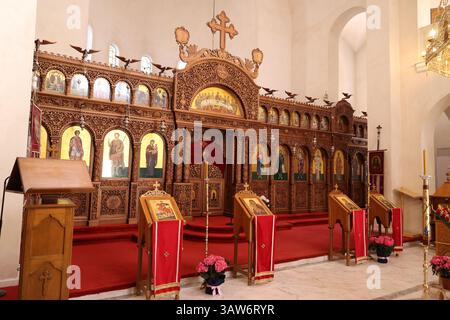 Innenansicht der orthodoxen Kathedrale St. Demetrius in Berat-Albanien Stockfoto