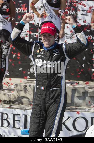 April 2016 - Long Beach, Kalifornien, USA S - Simon Pagenaud #22 aus Frankreich feiert nach dem 41. Toyota Grand Prix von Long Beach in den Straßen von Long Beach, Kalifornien, am Sonntag, den 19. April 2015. (Bild: © Prensa Internacional Via ZUMA Wire) Stockfoto