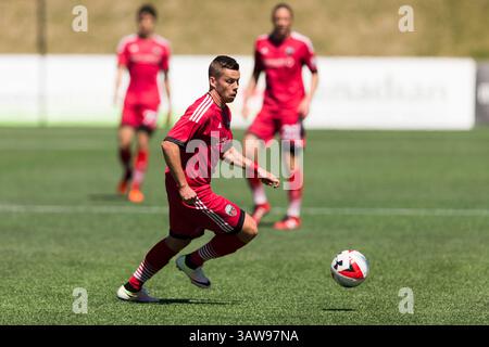 30. April 2016: Ottawa Fury FC Stürmer Carl Haworth (17) in Aktion während des NASL-Spiels zwischen Miami FC und Ottawa Fury FC im TD Place Stadium in Ottawa, ON, Kanada Daniel Lea/CSM (Credit Image: © Daniel Lea/CSM via ZUMA Wire) Stockfoto