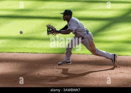 2. Juli 2016: Chicago White Sox Shortstop Tim Anderson (12) spielt während des Major League Baseballspiels zwischen den Chicago White Sox und den Houston Astros im Minute Maid Park in Houston, Texas. Die White Sox besiegten die Astros 7-6 Tim Warner/CSM. (Kreditbild: © Tim Warner/CSM via ZUMA Wire) Stockfoto