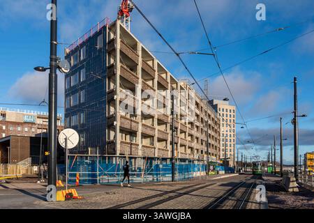 Im Bau befindliches Wohngebäude in Konttisatamankatu im Nihti- oder Sompasaari-Viertel von Helsinki, Finnland Stockfoto