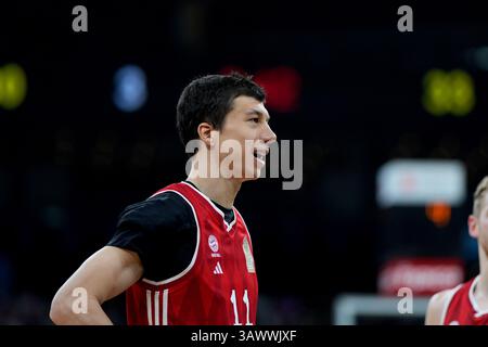 Hamburg, Deutschland. April 2025. Frankfurt, 20. April 2025: Vladimir Lucic ( 11 Bayern ) während des easyCredit Basketball-Bundesliga-Spiels zwischen Hamburg Towers und FC Bayern München in der Barclays Arena, Hamburg. (Julia Kneissl/SPP) Credit: SPP Sport Press Photo. /Alamy Live News Stockfoto