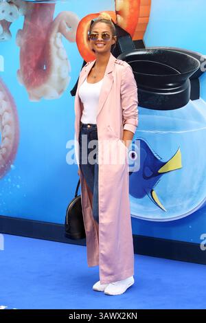 11. Juli 2016 – London, Vereinigtes Königreich Großbritannien und Nordirland – Alesha Dixon kommt am 10. Juli 2016 zur britischen Premiere von „Finding Dory“ auf dem Odeon Leicester Square in London, England (Credit Image: © Famous/Ace Pictures via ZUMA Press) Stockfoto