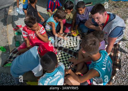 6. Juli 2016 - Moria, Lesbos, Griechenland - Kinderaktivitäten im Flüchtlingslager Kara Tebe, wo 1000 syrische Flüchtlinge untergebracht sind. (Bild: © Ton Koene via ZUMA Wire) Stockfoto