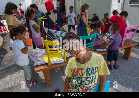 6. Juli 2016 - Moria, Lesbos, Griechenland - Kinderaktivitäten im Flüchtlingslager Kara Tebe, wo 1000 syrische Flüchtlinge untergebracht sind. (Bild: © Ton Koene via ZUMA Wire) Stockfoto