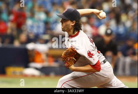 29. Juni 2016 - St. Petersburg, FL, USA - Boston Red Sox Relief Pitcher Heath Hembree (37) wirft während des siebten Inning am Mittwoch, 29. Juni 2016, im Tropicana Field in St. Petersburg, Florida (Credit Image: © will Vragovic/TNS via ZUMA Wire) Stockfoto