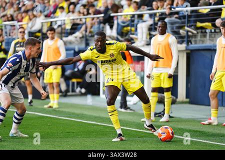 Vila-Real, Spanien. April 2025. Nicolas Pepe (Villarreal) Fußball/Fußball : spanisches Spiel "LaLiga EA Sports" zwischen Villarreal CF 2-2 Real Sociedad im Estadio de la Ceramica in Vila-Real, Spanien . Quelle: Mutsu Kawamori/AFLO/Alamy Live News Stockfoto
