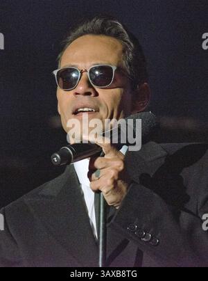 Dezember 2016 - Washington, District of Columbia, Vereinigte Staaten von Amerika - Sänger Mark Anthony tritt während der National Christmas Tree Lighting Ceremony am Donnerstag, 1. Dezember 2016 in Washington DC auf. Credit: Ron Sachs / Pool via CNP (Credit Image: © Ron Sachs/CNP via ZUMA Wire) Stockfoto