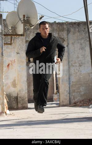 ERSCHEINUNGSDATUM: 3. August 2007. FILMTITEL: Das Bourne Ultimatum - STUDIO: Universal Pictures. Bourne versucht, die letzten Geheimnisse seiner Vergangenheit zu entdecken, während ein Regierungsagent nach einer Schießerei in Moskau versucht, ihn aufzuspüren. IM BILD: MATT DAMON als Assassine Jason Bourne. (Kreditbild: © Entertainment Pictures/Entertainment Pictures/ZUMAPRESS.com) Stockfoto