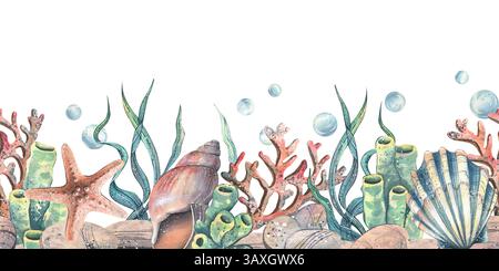 Muscheln, Algen, Seesterne, Korallen, Schwämme und Kieselsteine, Blasen. Von Hand gezeichnete Darstellung der Unterwasserwelt mit Meeresaquarell. Nahtlos Stockfoto