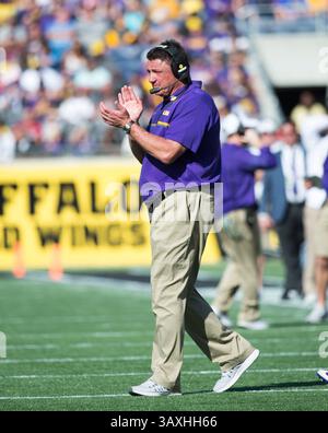 31. Dezember 2016 – Orlando, FL, USA S: Trainer der LSU Tigers Ed Orgeron während des Buffalo Wild Wings Bowl. L.S.U. besiegte Louisville 29-9 im Camping World Stadium in Orlando, FL. Romeo T Guzman/CSM(Kreditbild: &Copy; Romeo Guzman/CSM via ZUMA Wire) Stockfoto