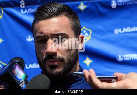 24. Februar 2017: Carson, Kalifornien, USA – der neu erworbene französische Fußballspieler Romain Alessandrini wird vorgestellt. (Bild: © Michael Janosz/isiphotos.com/ZUMA Wire) Stockfoto