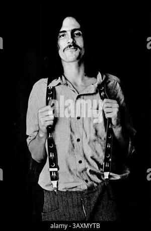 James Taylor. Porträt des amerikanischen Sängers/Songwriters James Vernon Taylor (* 1948), Werbefoto, 1971 Stockfoto
