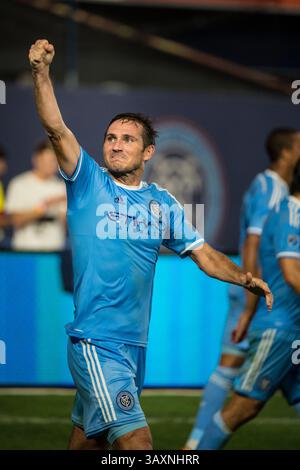September 2016: Bronz, New York, USA S - New York City FC Mittelfeldspieler FRANK LAMPARD (8) feiert seinen zweiten Saal im Yankee Stadium in der Bronx, NY. (Bild: © Mark Smith Via ZUMA Wire) Stockfoto