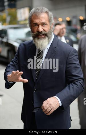 1. November 2016 - New York, NY, USA - November 2016 New York City. Mel Gibson kam am November 2016 in New York City an, um einen Auftritt in The Late Show with Stephen Colbert aufzunehmen. (Foto: © Kristin Callahan/Ace Pictures via ZUMA Press) Stockfoto