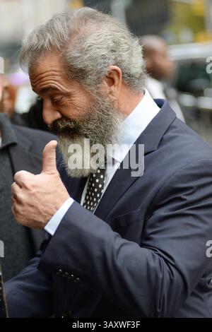 1. November 2016 - New York, NY, USA - November 2016 New York City. Mel Gibson kam am November 2016 in New York City an, um einen Auftritt in The Late Show with Stephen Colbert aufzunehmen. (Foto: © Kristin Callahan/Ace Pictures via ZUMA Press) Stockfoto