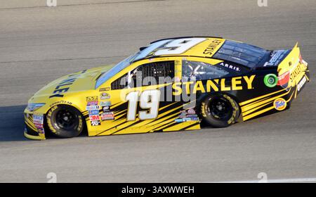 16. September 2016: Carl Edwards übt während des Teenage Mutant Ninja Turtles 400 auf dem Chicagoland Speedway in Joliet, Illinois. Ricky Bassman/CSM(Kreditbild: &Copy; Ricky Bassman/Cal Sport Media via ZUMA Wire) Stockfoto