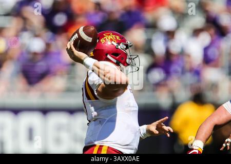 September 2016 – Fort Worth, Texas, USA Der Quarterback Joel Lanning (7) der Iowa State Cyclones im Amon G. Carter Stadium in Fort Worth, Texas, spielte während des Spiels zwischen den Iowa State Cyclones und den TCU Horned Frogs. (Bild: © Dan Wozniak via ZUMA Wire) Stockfoto