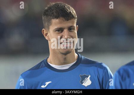 Deutschland: Fußball 1. Bundesliga, Spieltag 8 - 1. FC Heidenheim-TSG Hoffenheim, Voith-Arena, Heidenheim, Adam HLOZEK TSG Hoffenheim Stockfoto