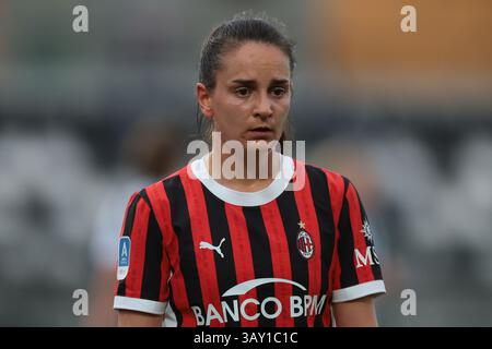 Biella, Italien. April 2025. Silvia Rubio Avila vom AC Milan während des Spiels Juventus Women vs AC Milan Women Serie A Femminile im Stadio Vittorio Pozzo, Biella. Der Bildnachweis sollte lauten: Jonathan Moscrop/Sportimage Credit: Sportimage Ltd/Alamy Live News Stockfoto