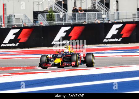 Oktober 2016 – Austin, Texas, USA S - Formel-1-Fahrer üben vor dem Rennen auf der Rennstrecke Circuit of the Americas in Austin, Texas. (Bild: © Dan Wozniak via ZUMA Wire) Stockfoto