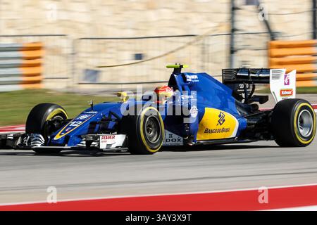 Oktober 2016 – Austin, Texas, USA S - Formel-1-Fahrer üben vor dem Rennen auf der Rennstrecke Circuit of the Americas in Austin, Texas. (Bild: © Dan Wozniak via ZUMA Wire) Stockfoto