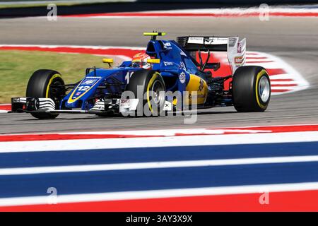 Oktober 2016 – Austin, Texas, USA S - Formel-1-Fahrer üben vor dem Rennen auf der Rennstrecke Circuit of the Americas in Austin, Texas. (Bild: © Dan Wozniak via ZUMA Wire) Stockfoto