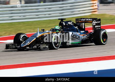 Oktober 2016 – Austin, Texas, USA S - Formel-1-Fahrer üben vor dem Rennen auf der Rennstrecke Circuit of the Americas in Austin, Texas. (Bild: © Dan Wozniak via ZUMA Wire) Stockfoto