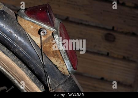 Ein altes, altes Fahrrad aus nächster Nähe Stockfoto