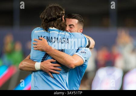 September 2016: Bronz, New York, USA S - New York City Mittelfeldspieler JACK HARRISON und New York City FC Mittelfeldspieler THOMAS MCNAMARA feiern im Yankee Stadium in der Bronx, NY, ein Tor (Bild: © Mark Smith Via ZUMA Wire) Stockfoto