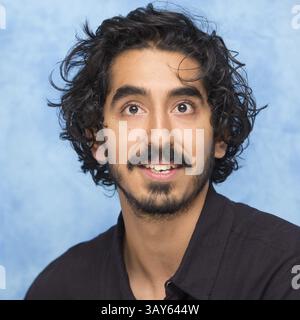12. November 2016 – Hollywood, Kalifornien, USA – DEV PATEL wirbt für den Film „Lion“. Dev Patel (* 23. April 1990) ist ein britischer Schauspieler. Dev wurde in Harrow, London, als Tochter von Anita, einer Pflegekraft, und Raj Patel, geboren. wer in DER IT arbeitet. Seine Eltern, ursprünglich aus Nairobi, Kenia, stammen beide aus Gujarati-Indianern. Seine erste Rolle spielte er in der britischen Fernsehserie Skins (2007). Seine Rolle spielte er in dem Oscar-Gewinnerfilm Slumdog Millionaire (2008). Im März 2015 hatte er eine Hauptrolle in zwei großen Filmen, die gleichzeitig in den Kinos erschienen: Chappie (2015) und der zweitbeste exotische Marigold Hote Stockfoto