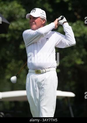 23. Oktober 2016 - Haikou, Hainan, China - Pro-Golfer Gary Player auf dem Blackstone Course im Mission Hills Resort Haikou während der 2. Runde des 4. Weltstars Pro-am. . Blackstone Course, Mission Hills Resort, Haikou, Hainan Island China. (Bild: © Jayne Russell Via ZUMA Wire) Stockfoto