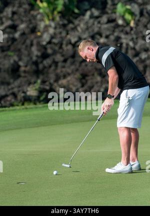 23. Oktober 2016: Haikou, Hainan, China – Fußballspieler Paul Scholes auf dem Blackstone-Kurs im Mission Hills Resort Haikou während der 2. Runde des 4. World Prominent Pro-am. . Blackstone Course, Mission Hills Resort, Haikou, Hainan Island China. (Bild: © Jayne Russell Via ZUMA Wire) Stockfoto