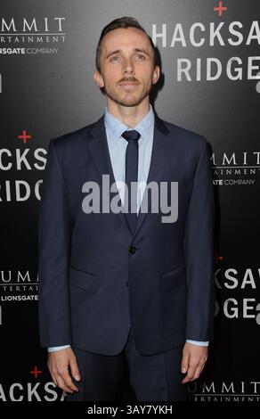 24. Oktober 2016 – Hollywood, Kalifornien, USA – Benedict Hardie besuchte am 24. Oktober 2016 die Premiere von Hacksaw Ridge in Los Angeles in der Academy of Motion Picture Arts and Science in Beverly Hills, Kalifornien. 2016 (Bild: © Dave Longendyke/Globe Photos via ZUMA Wire) Stockfoto