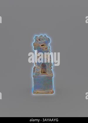 Eine stilisierte Darstellung einer Löwenfigur, aufwändig mit kunstvollen Mustern verziert, steht auf einer dekorativen Basis und strahlt eine leuchtende Umrisse aus, die ihre majestätische Präsenz unterstreicht., Hund von Fo, Datum unbekannt, Keramik oder Porzellan, H: 5-1/2', asiatische Kunst, klassische Kunst mit einem modernen Touch, neu gestaltet von Artotop Stockfoto