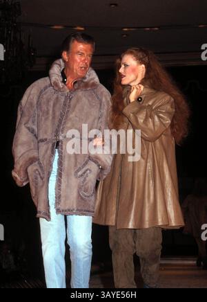 Dezember 1982 - ROBERT CULP MODELING 1982.ROBERTCULPRETRO.(Bild: © Globe Photos/ZUMApress.com) Stockfoto