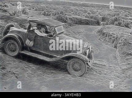 Ein Oldtimer parkt neben einem gewundenen Pfad, umgeben von rauem Gelände und karger Vegetation, was ein Gefühl von Nostalgie und Abenteuer weckt. Negativ - Wentworth District, New South Wales, um 1930, Ein Auto auf der Straße nach Wentworth. Es fährt über ein trockenes Flussbett. Klassische Kunst mit modernem Touch, neu interpretiert von Artotop Stockfoto