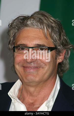 1. Januar 1980 - New York, New York, USA - K49377PSC.''ININCIBLE'' WELTPREMIERE ANKUNFT IM ZIEGFELD THEATRE , NEW YORK New York 23.08.2006. - 2006.(Bild: © Paul Schmulbach/Globe Photos/ZUMAPRESS.com) Stockfoto