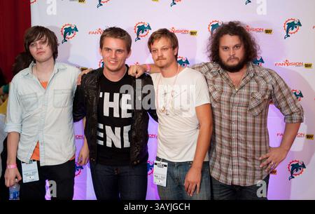 Oktober 2010 - Miami Gardens, Florida, USA - Prominente kommen auf Orange Carpet beim Miami Dolphins Monday Night Game am 4. Oktober 2010 - Miami Dolphins gegen die New England Patriots. (Bild: © Michele Sandberg/ZUMApress.com) Stockfoto